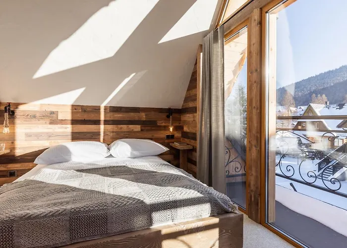 Koza, Pod Giewontem 木屋 *