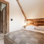 Koza, Pod Giewontem Chalet Zakopane