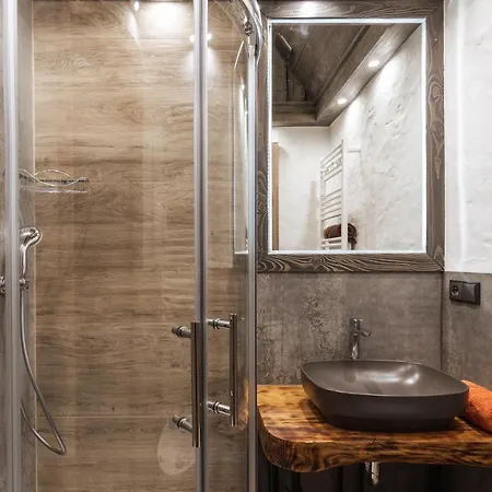 Koza, Pod Giewontem Chalet