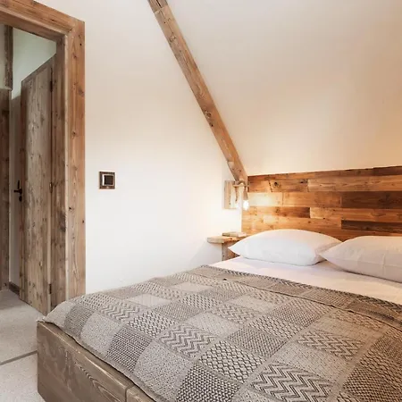 Koza, Pod Giewontem Chalet Zakopane